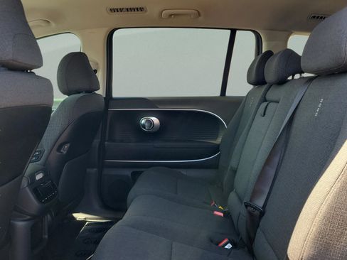 New 2026 Hyundai Ioniq 9 SE image 12