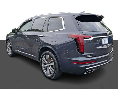 Used 2021 Cadillac XT6 Premium Luxury AWD/4WD image 4