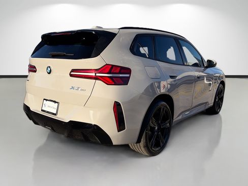 New 2026 BMW X3 xDrive30 w/ M Sport Package image 3
