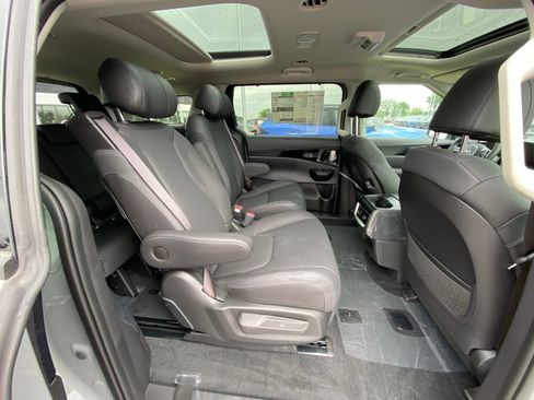 New 2026 Kia Carnival SX Prestige FWD image 26