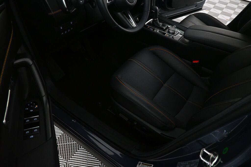 Used 2025 MAZDA CX-50 AWD 2.5 S w/ Weather Package image 2