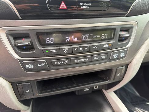 Used 2019 Honda Pilot EX-L image 30