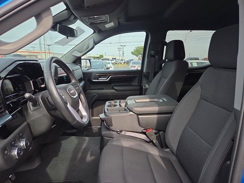 Used 2024 GMC Sierra 1500 Elevation AWD/4WD image 13