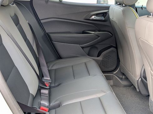 New 2026 Chevrolet Trax ACTIV w/ Sunroof Package image 23