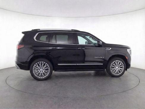 Used 2025 GMC Acadia Denali image 8