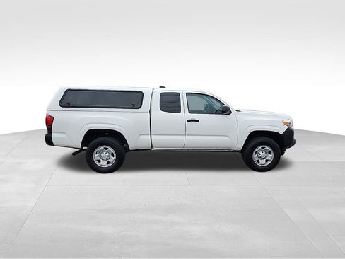 Used 2020 Toyota Tacoma SR image 20