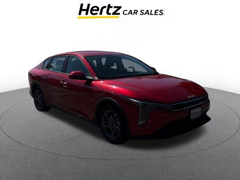 Used 2025 Kia K4 LXS image 1