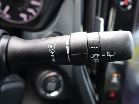 Used 2025 Subaru Forester Sport AWD/4WD image 33