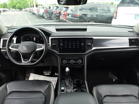 Used 2022 Volkswagen Atlas SEL Premium AWD/4WD image 7