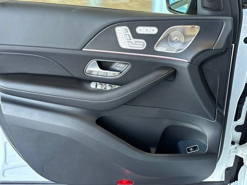 New 2026 Mercedes-Benz GLS 450 4MATIC image 11