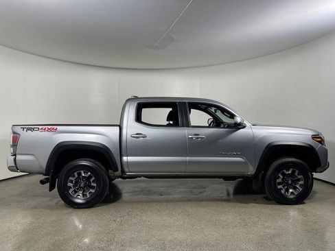 Certified 2023 Toyota Tacoma TRD Off-Road image 2