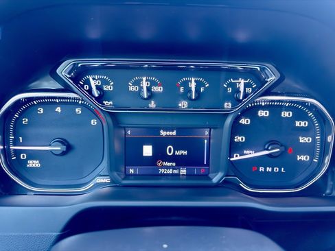 Used 2022 GMC Sierra 1500 SLT image 17