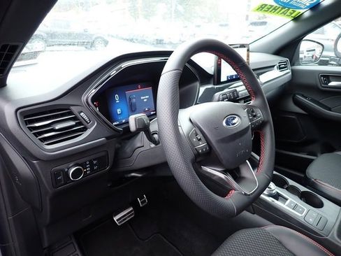 Certified 2024 Ford Escape ST-Line image 14