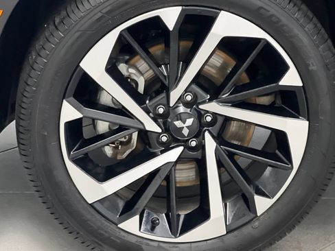 Used 2024 Mitsubishi Outlander SE FWD image 79