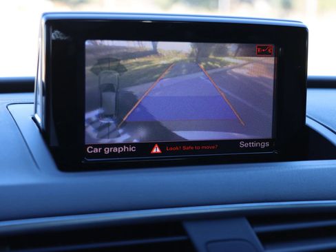 Used 2018 Audi Q3 2.0T Premium image 42