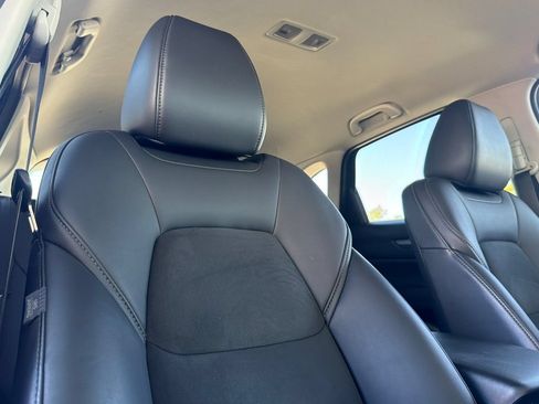 Used 2020 MAZDA CX-5 Touring FWD image 17