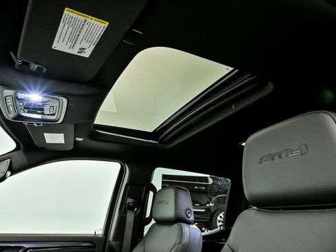 New 2026 GMC Sierra 1500 AT4 w/ Technology Package image 10