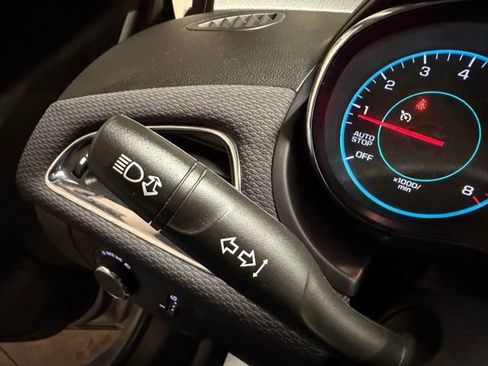 Used 2018 Chevrolet Cruze LT image 27