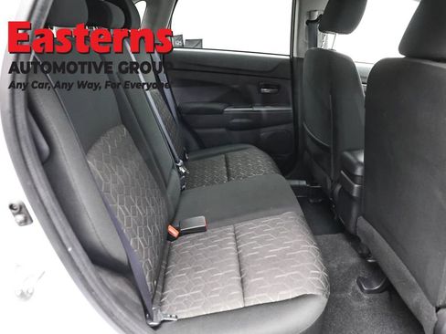 Used 2023 Mitsubishi Outlander Sport ES AWD/4WD image 21