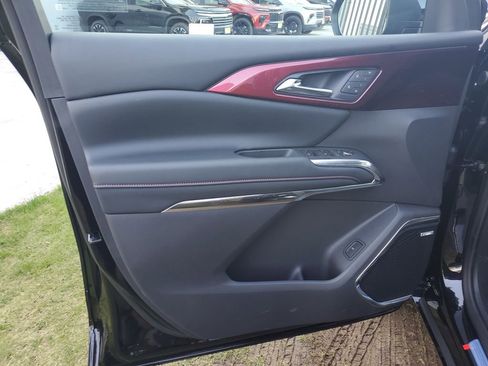 New 2026 Chevrolet Traverse RS w/ LPO, Floor Liner Package image 22