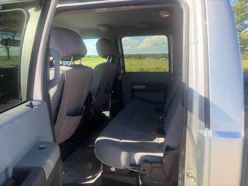 Used 2016 Ford F350 XLT w/ XLT Premium Package AWD/4WD image 10