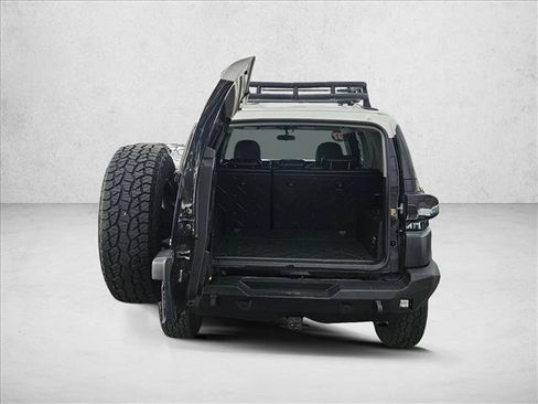 Used 2007 Toyota FJ Cruiser 4WD image 6