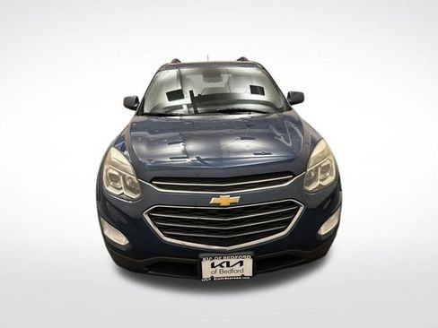 Used 2017 Chevrolet Equinox LT w/ Convenience Package FWD image 2