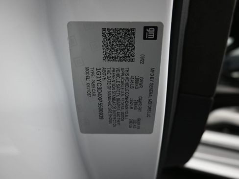 Used 2023 Chevrolet Corvette Stingray Premium Conv w/ Z51 Performance Package image 19