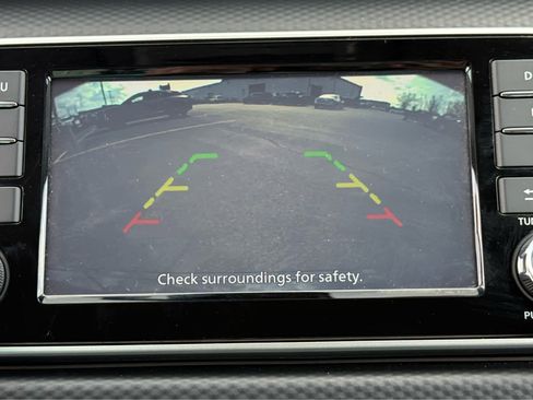 Used 2025 Nissan Kicks Play S image 31