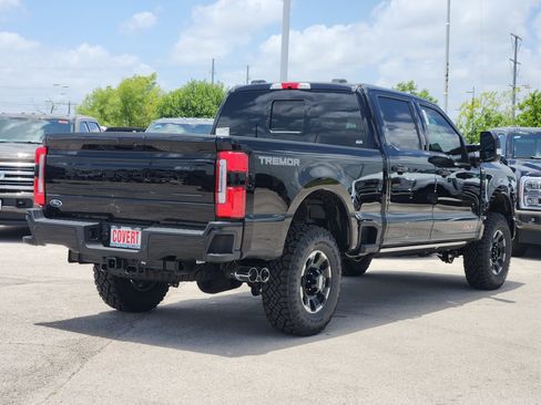 New 2026 Ford F350 Platinum w/ Tremor Off-Road Package AWD/4WD image 4