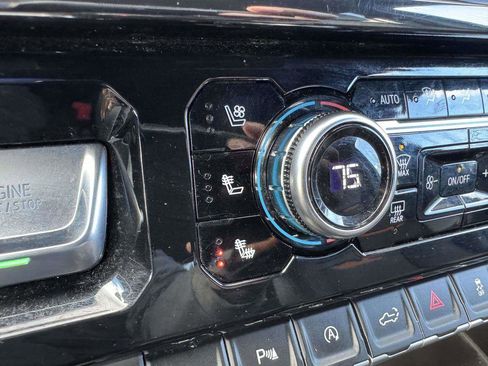 Used 2023 GMC Sierra 1500 AT4 w/ AT4 Premium Package image 33