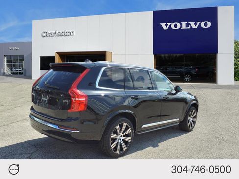 Certified 2025 Volvo XC90 T8 Core w/ Climate Package image 3