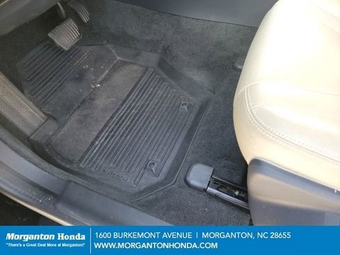 Used 2016 Volvo XC60 T5 Premier image 19