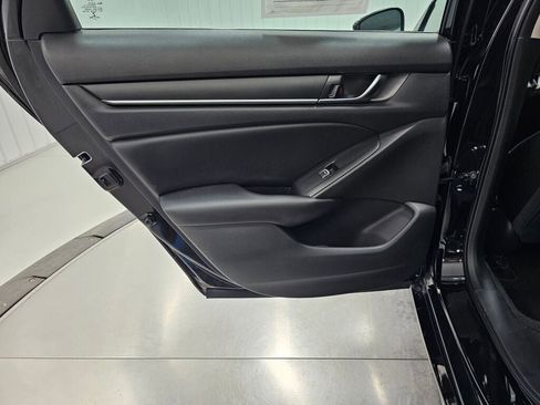 Used 2022 Honda Accord LX image 30