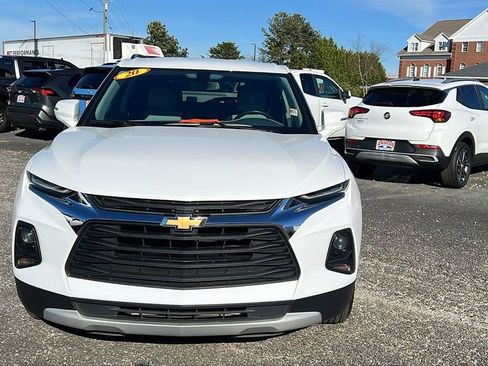 Used 2020 Chevrolet Blazer LT image 2