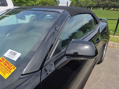 Used 2023 Chevrolet Camaro LT RWD image 10