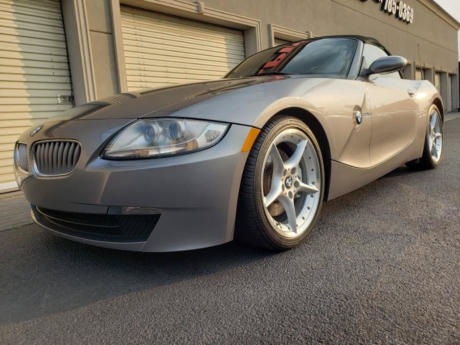 Used 2008 BMW Z4 3.0si RWD image 53