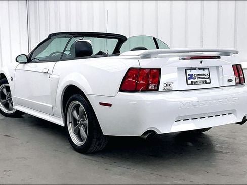 Used 2004 Ford Mustang GT RWD image 11