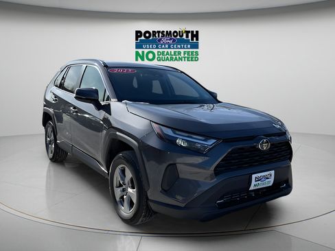 Used 2023 Toyota RAV4 XLE AWD/4WD image 1