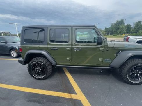 Used 2023 Jeep Wrangler Unlimited w/ Cold Weather Group AWD/4WD image 3