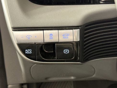 Used 2024 Hyundai Ioniq 5 Limited image 19