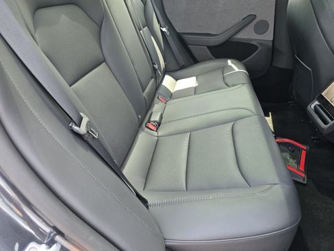 Used 2025 Tesla Model 3 Long Range RWD image 19
