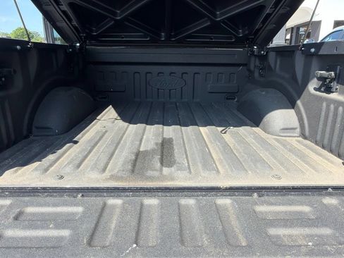 Used 2016 Ford F150 Lariat w/ Equipment Group 502A Luxury RWD image 11