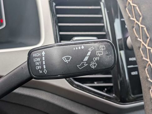 Used 2022 Volkswagen Atlas SE FWD image 28