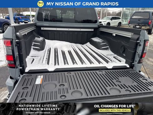 New 2026 Nissan Frontier SV w/ SV Convenience Package image 12