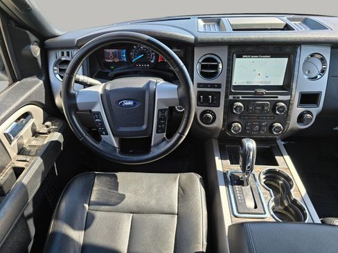 Used 2017 Ford Expedition Limited AWD/4WD image 3