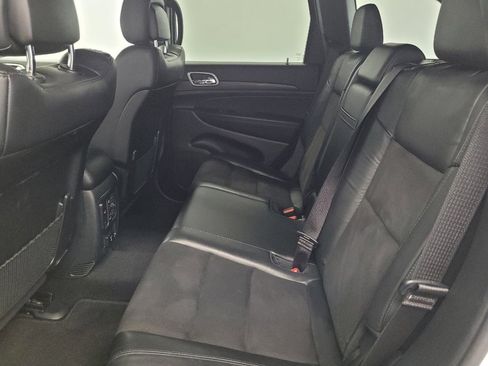 Used 2022 Jeep Grand Cherokee Laredo X AWD/4WD image 18