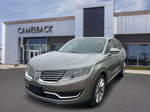 Used 2017 Lincoln MKX Reserve w/ Luxury Package image 12