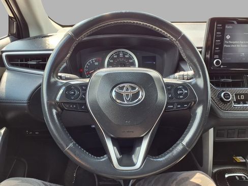 Used 2022 Toyota Corolla Cross LE FWD image 15