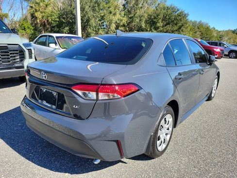 Used 2025 Toyota Corolla LE image 10